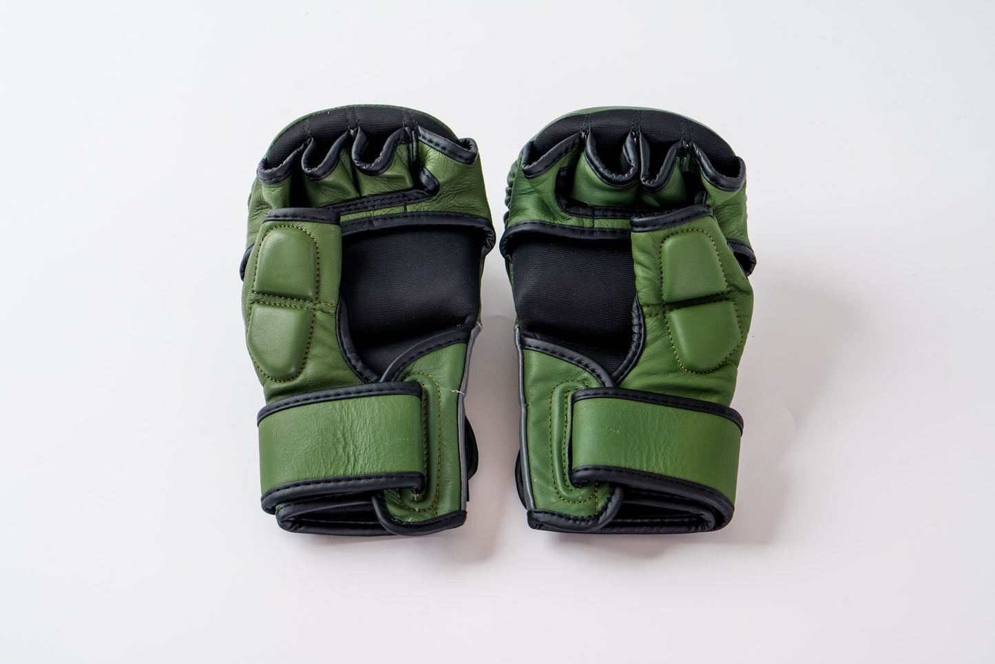 7oz MMA Sparring Gloves: Olive Green